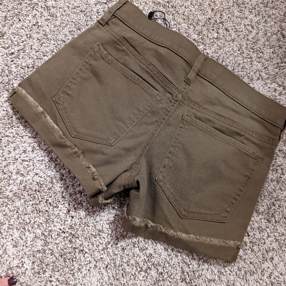 Express shorts - Picture 2 of 5